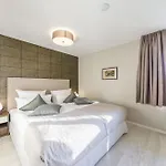 Boddendomizil - Ihr Rückzugsort Mit Blick Auf Den Bodden Apartment *