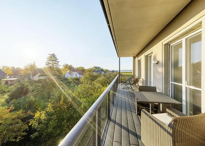 Boddendomizil - Ihr Rueckzugsort Mit Blick Auf Den Bodden アパート ヴストロ